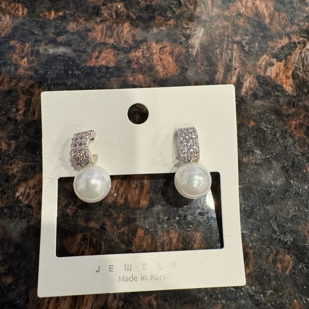 Elegant Silver and White Pearl Earrings